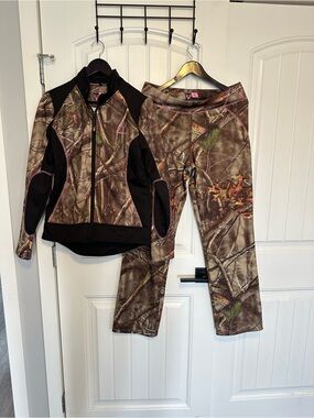 Huntworth Camo Women's Jacket and Pants Set - Brown/Green Camouflage